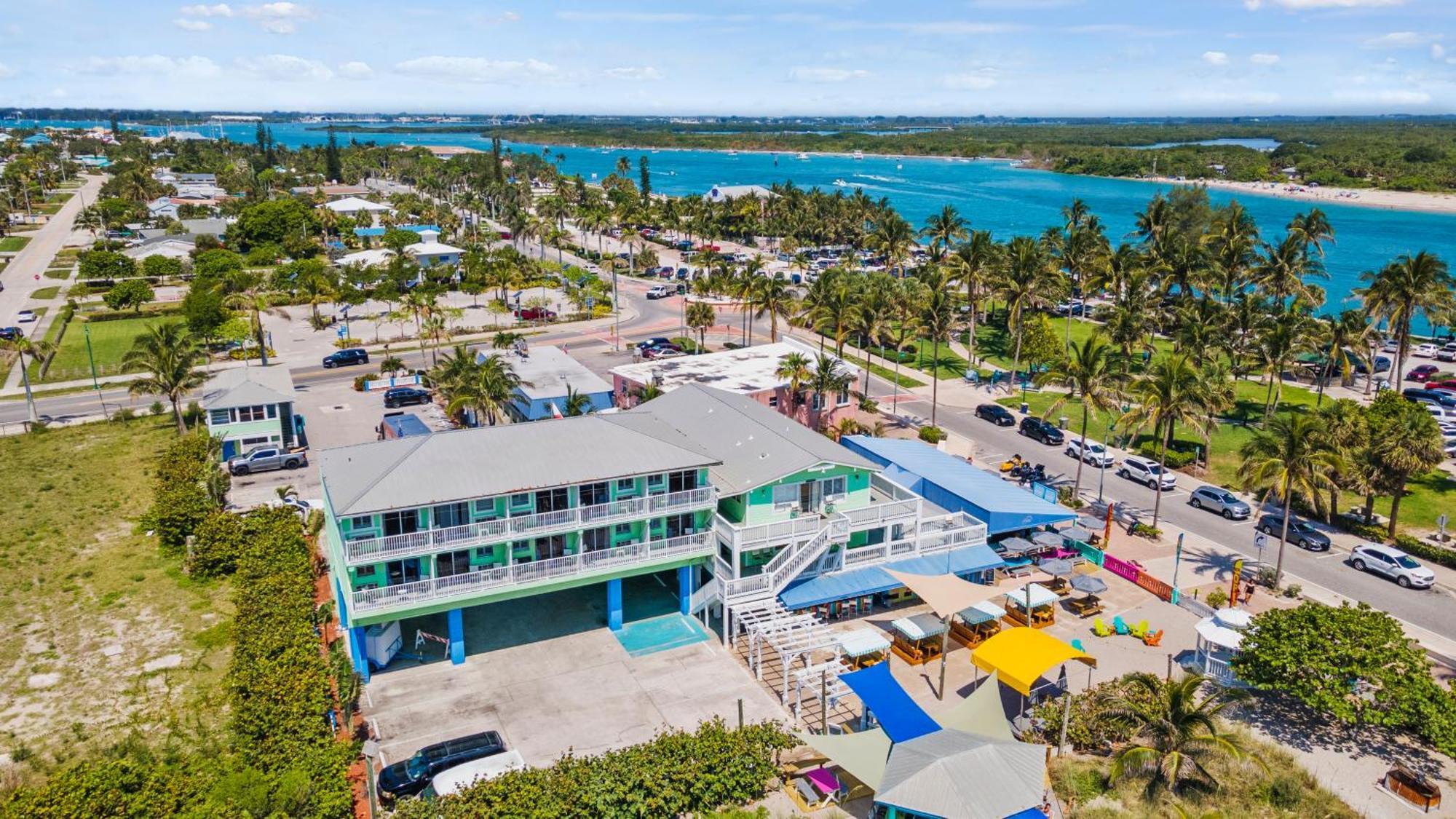 Partial Ocean View Hotel Room- King Bed #1 Fort Pierce Esterno foto